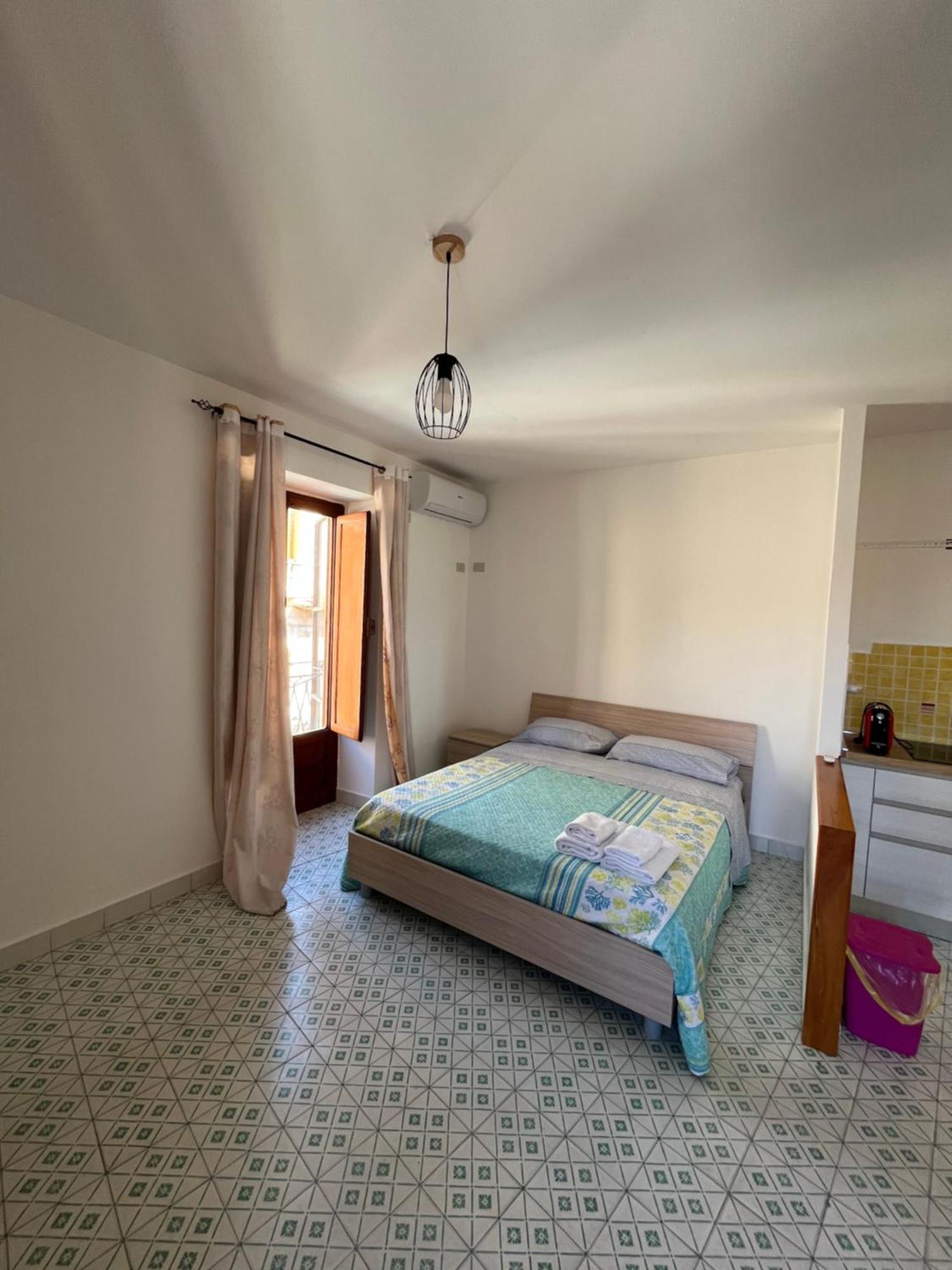 Window On The Sunset Apartment Cefalù Exterior foto